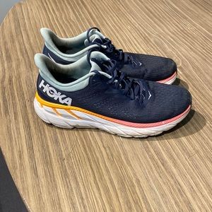 Hoka Clifton 7
